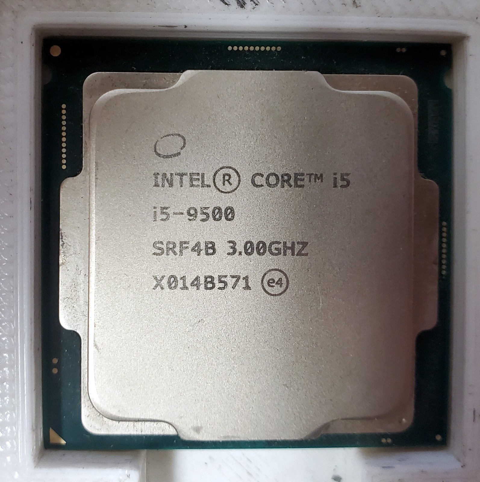 Intel Core i5-9500 SRF4B 3.00GHz 6-Core Desktop CPU Processor LGA1151 9MB
