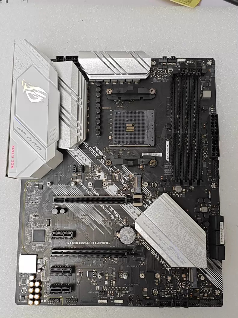 ASUS ROG STRIX B550-A GAMING AM4 B550 ATX Motherboard PCIe 4.0 Dual M.2 2.5GbE