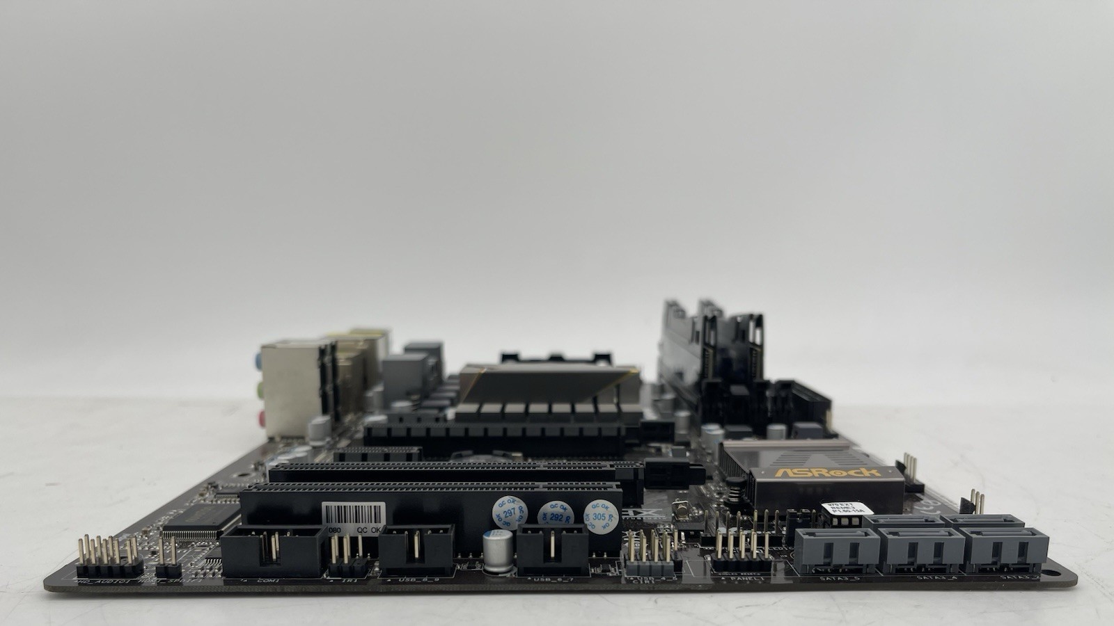 ASRock 970 Extreme3 Motherboard w/ AMD FX 3.5GHz CPU 16GB (2X8GB) DDR3 RAM & IO