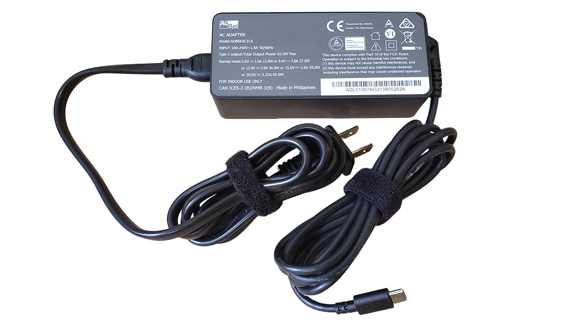 USB-C PD Adapter Power Supply 65 watts PD ADL015