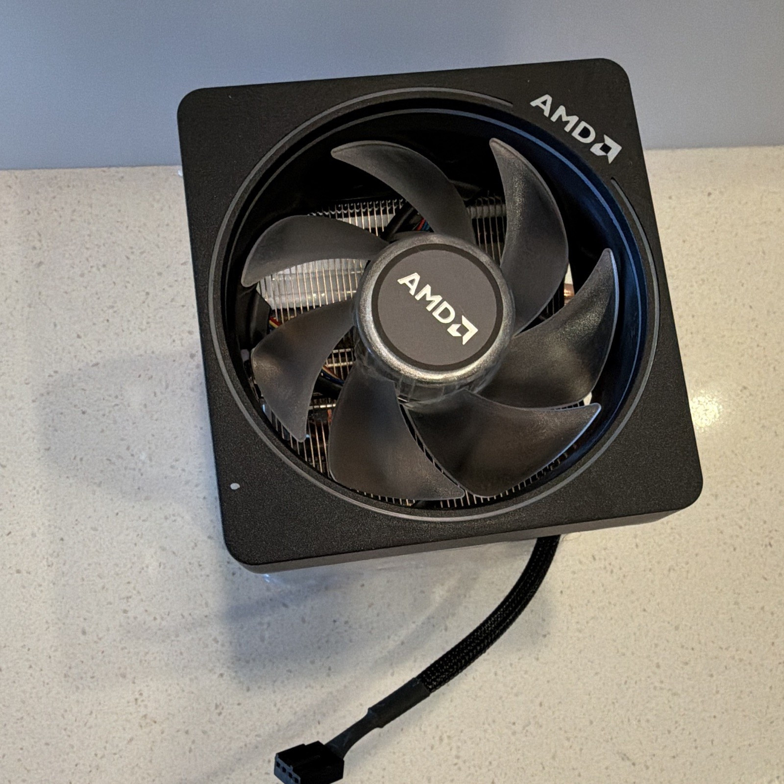 AMD CPU Fan w/ Heatsink Black Copper Base, Heatpipes Aluminum Plastic