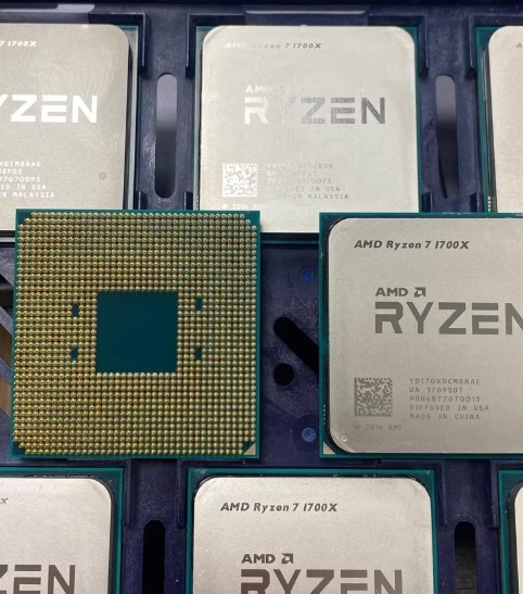 AMD Ryzen 7 1700X AM4 CPU Processor R7 1700X 3.4 GHz 8-core 16MB Desktop 95W