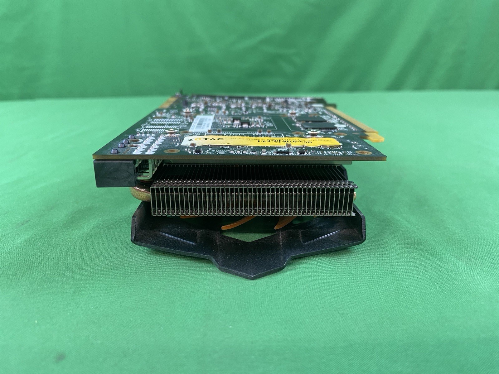 ZOTAC Nvidia GeForce GTX 660 TI AMP EDITION 2048 Mb 192 Bit DDR5 2 GB ZT-60804