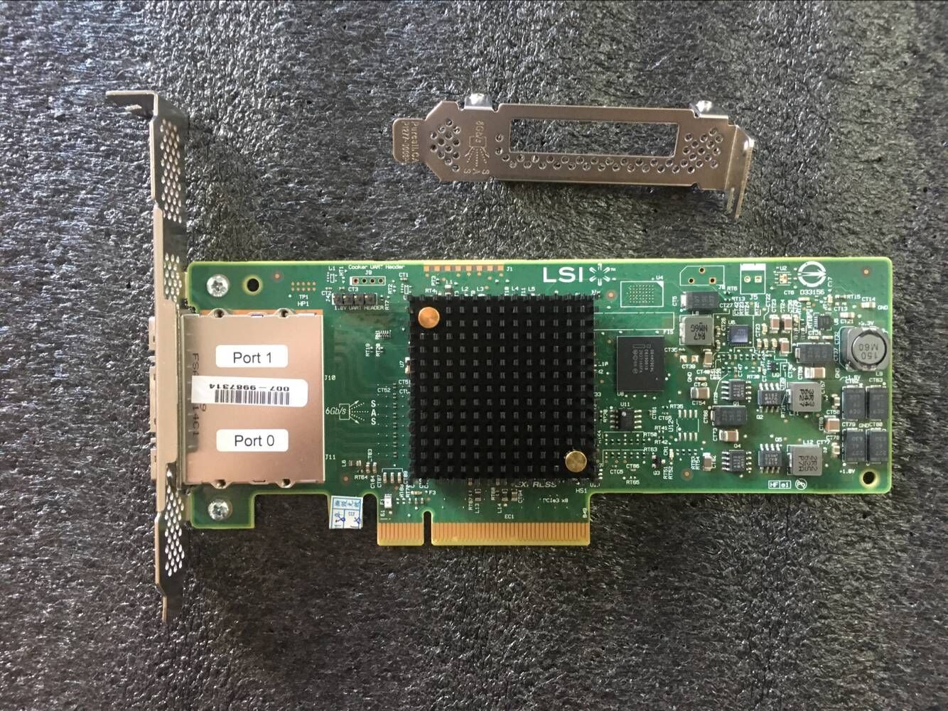LSI SAS9207-8e 8-Port External Host Bus Adapter PCIe P20 IT Mode for ZFS FreeNAS