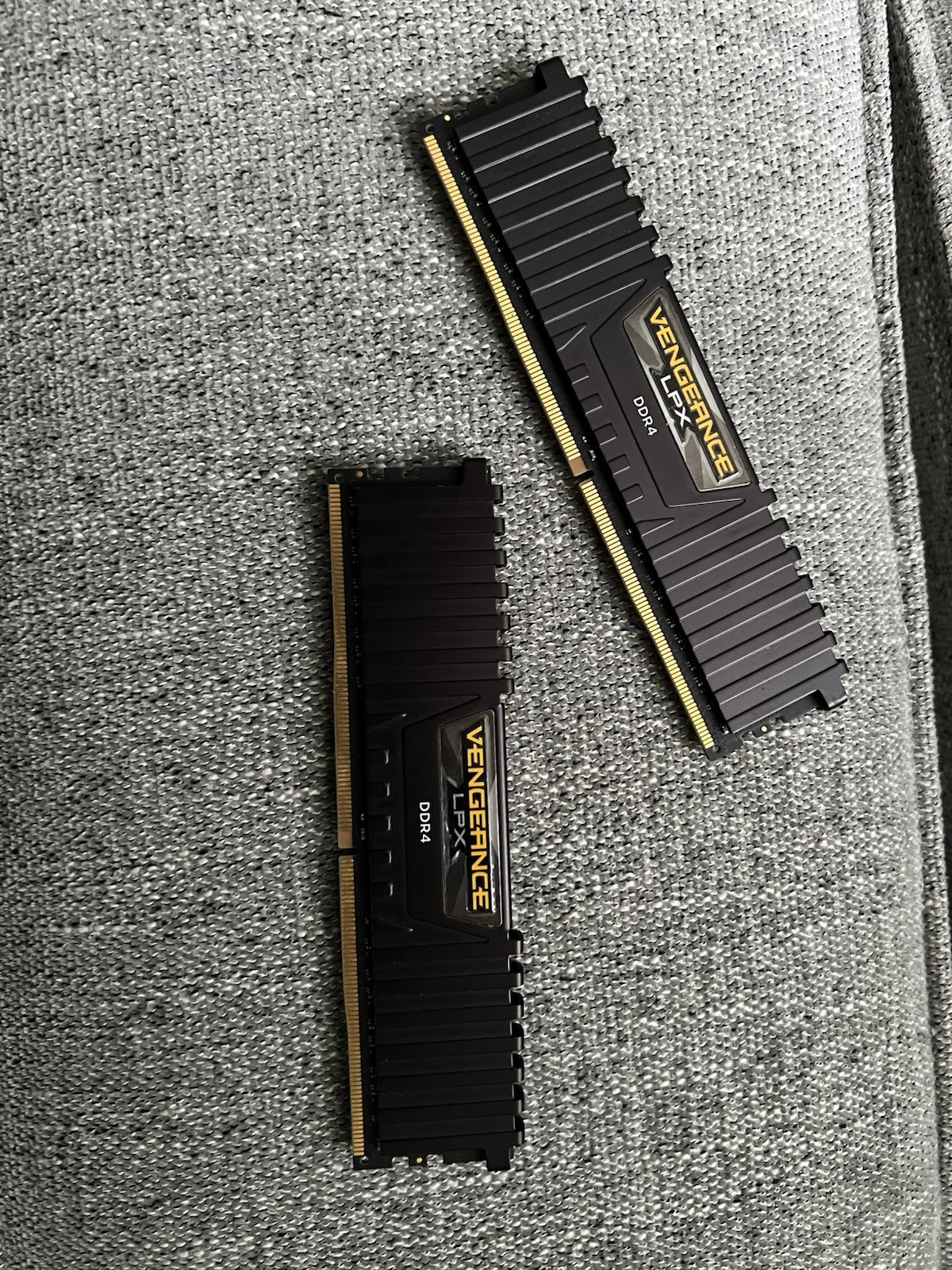 Corsair Vengeance LPX Desktop Memory 16GB (2x8GB) 3200MHz DDR4 C16 DIMM