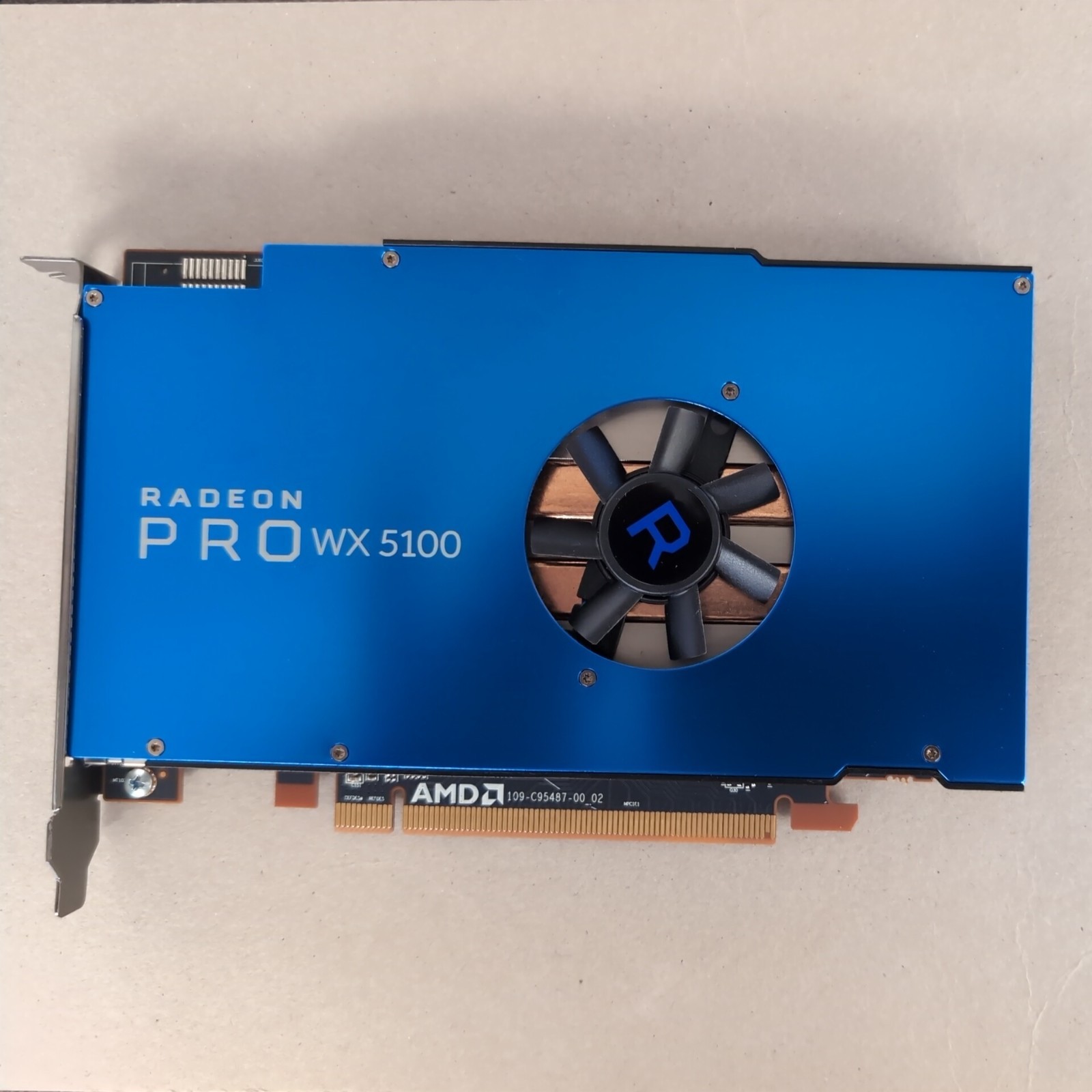 Dell AMD Radeon Pro WX5100 4 Display Port 8Gb GDDR5 Graphics Card 3YK2Y 03YK2Y