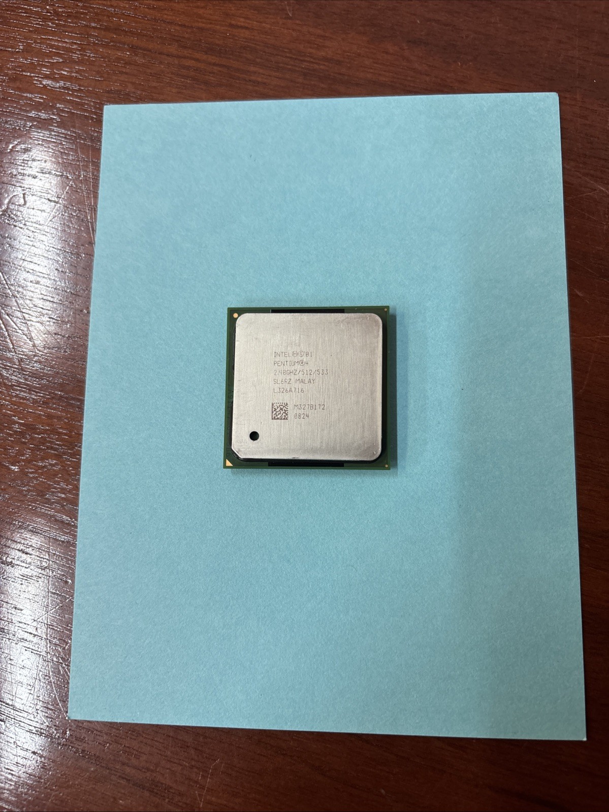Intel 01 Pentium 4 CPU 2.4 GHz 512 533 ***Untested