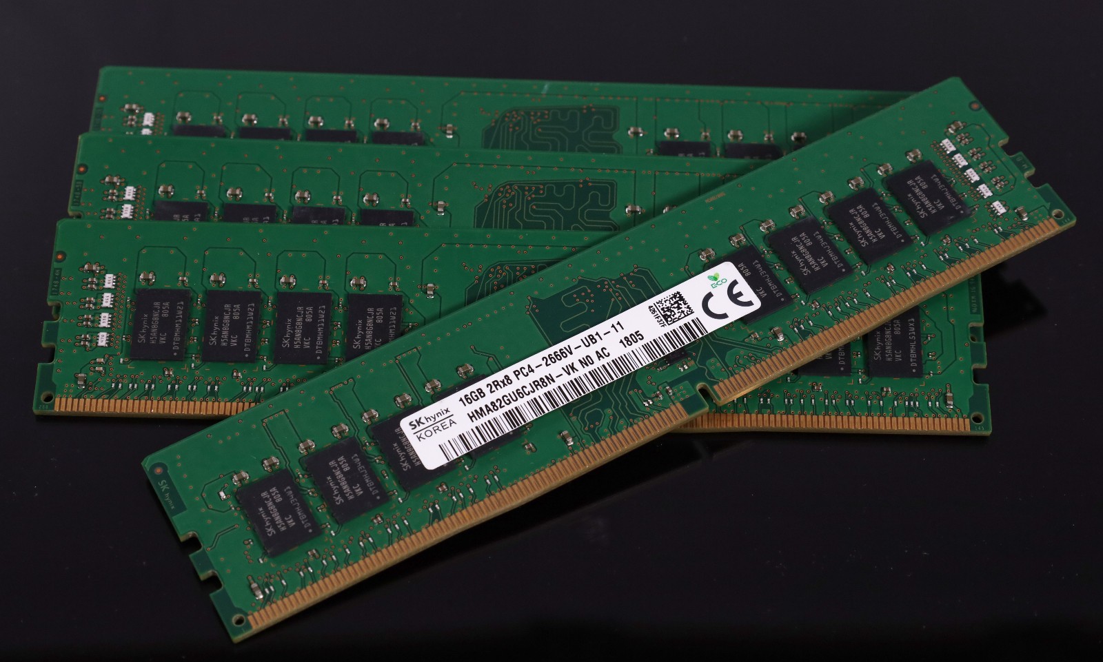 SK hynix 64GB (4x16GB) PC4-2666V DDR4 2666MHz C19 1.2v HMA82GU6CJR8N-VK