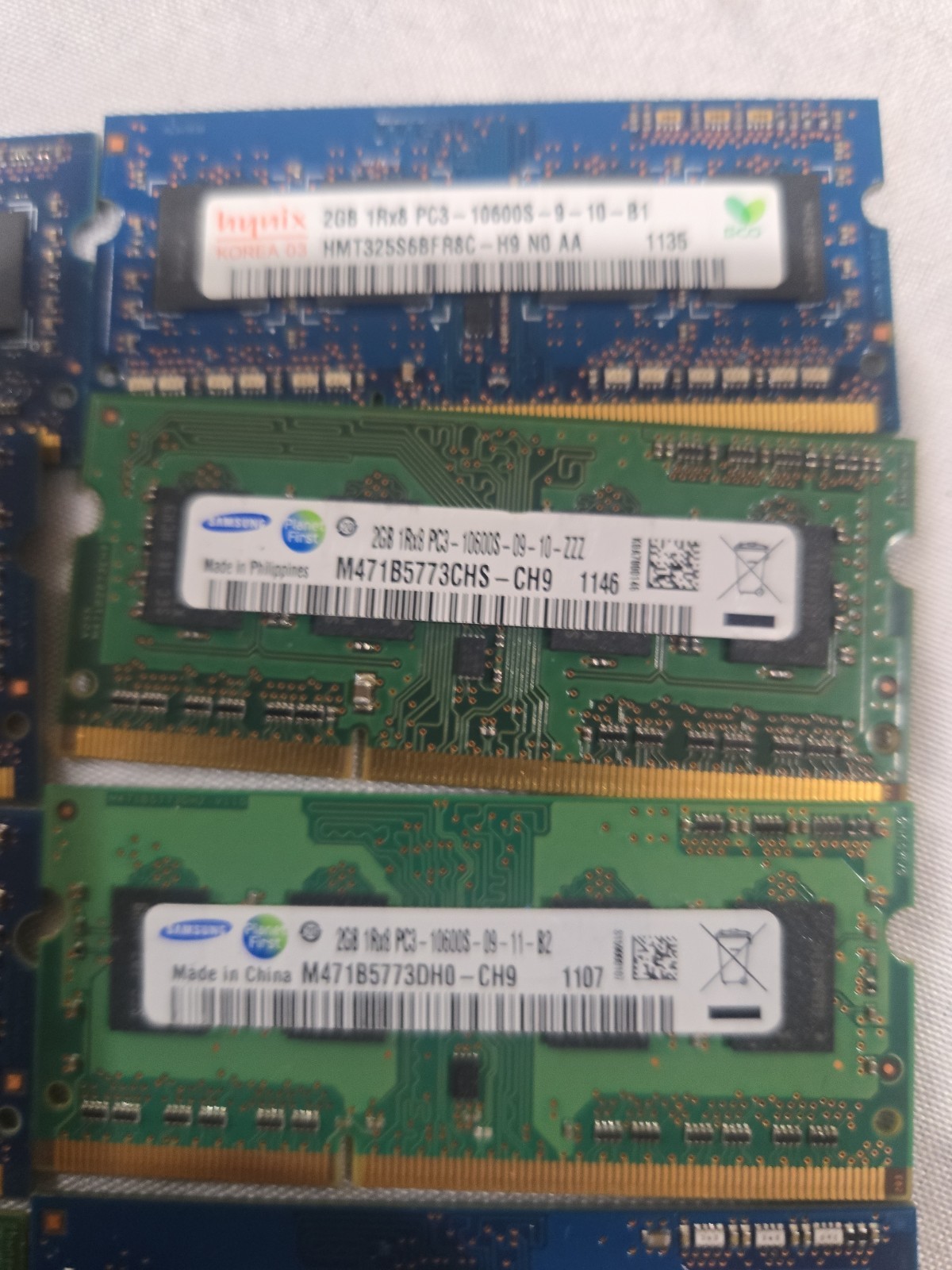 Lot Of 19x 2GB DDR3 Laptop RAM SO-DIMM PC3-10600S PC3-12800S Samsung Hynix 38GB