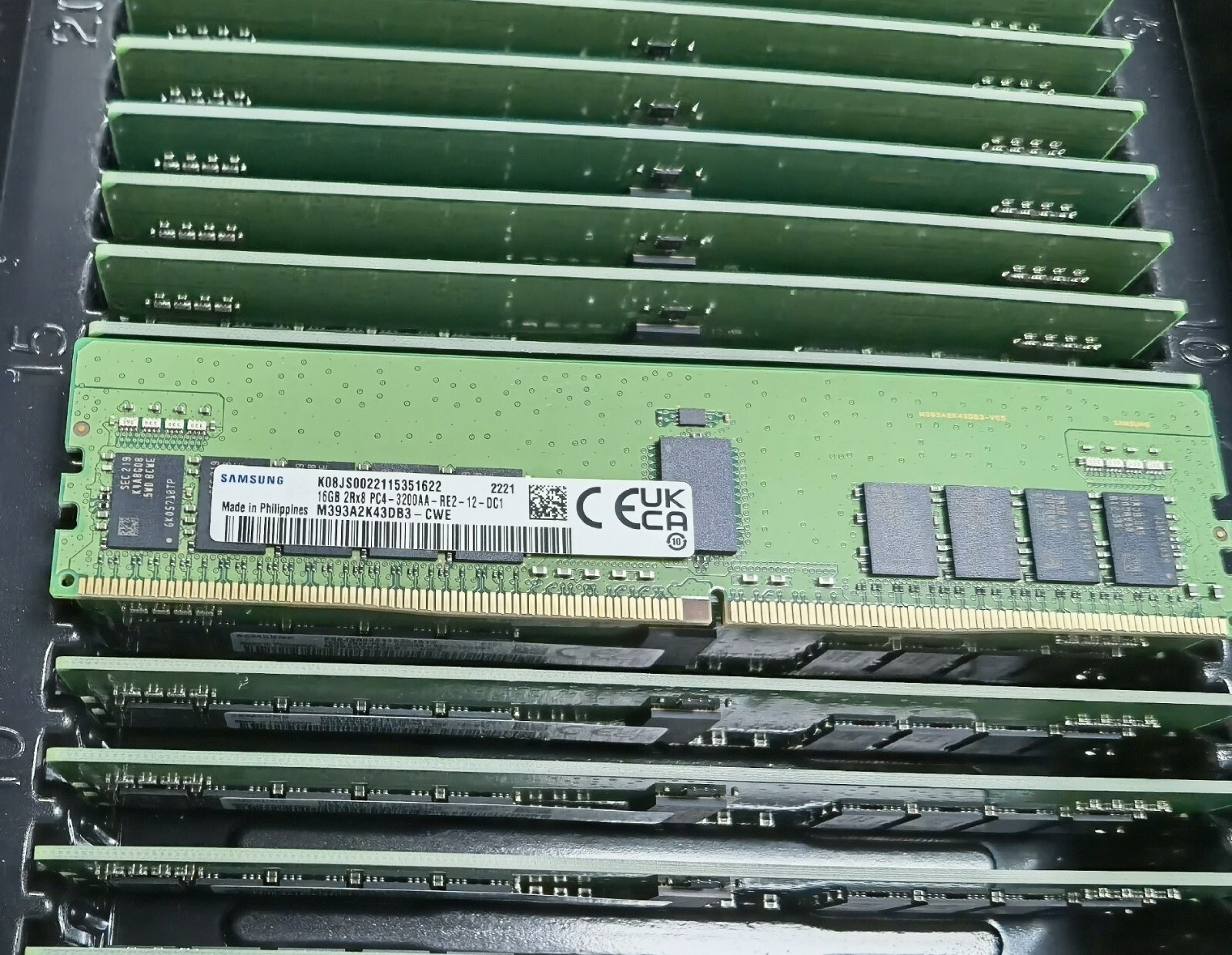 SAMSUNG 16GB DDR4 3200 Registered ECC 2Rx8 PC4-25600 Server RDIMM RAM