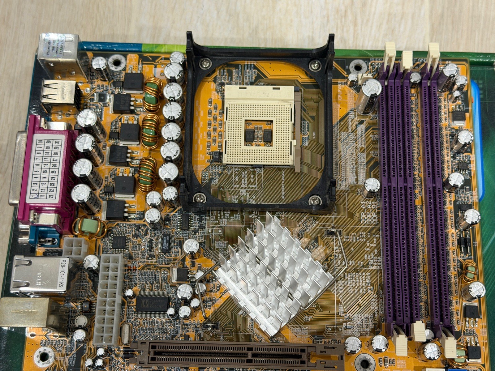Soyo SY-P4I865PE Plus Dragon Intel Socket 478 Retro Gaming Motherboard Pentium 4