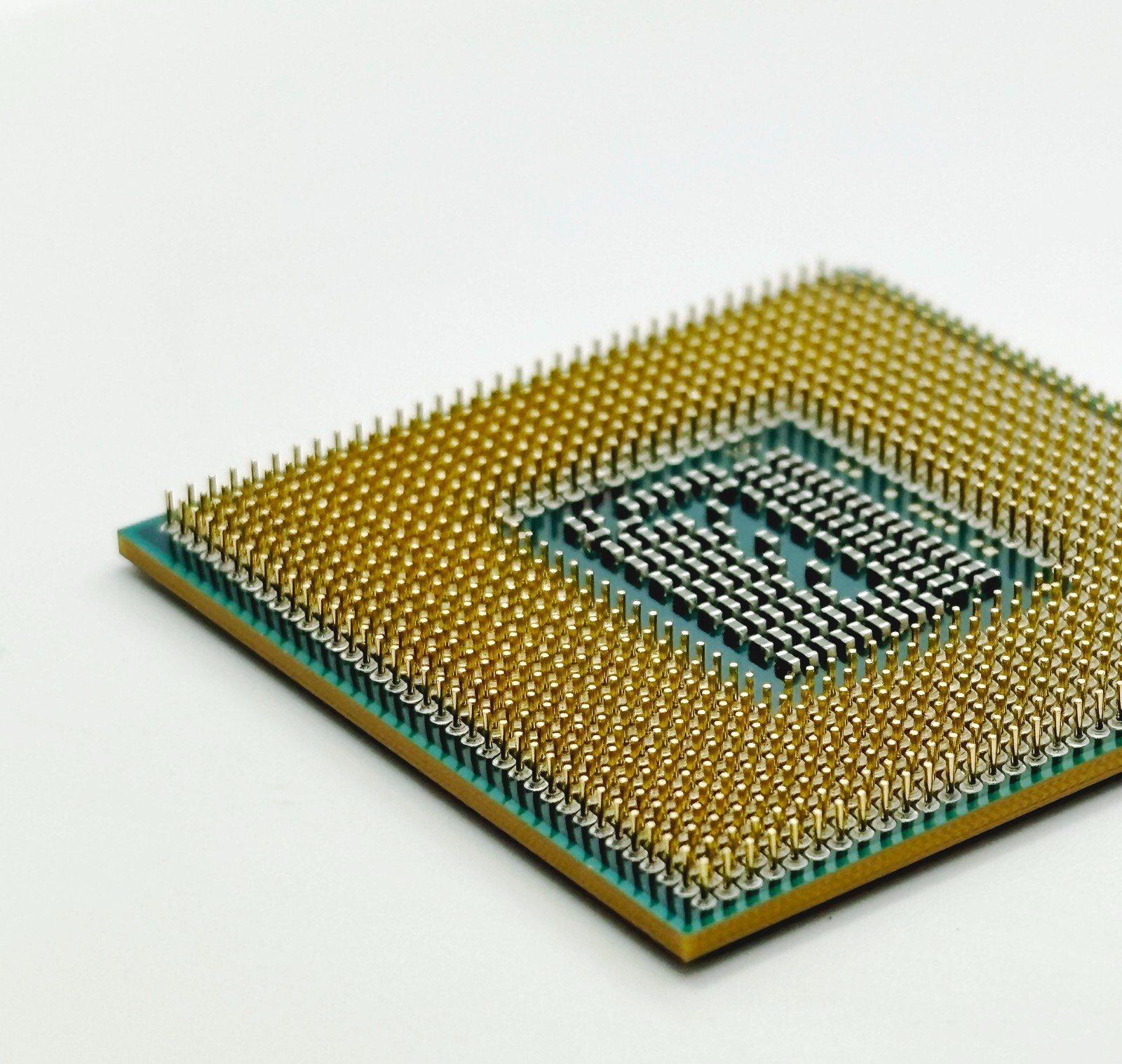Intel Core i7 3612QM SR0MQ 2.1GHz Quad core 6M Socket G2 Notebook Processor