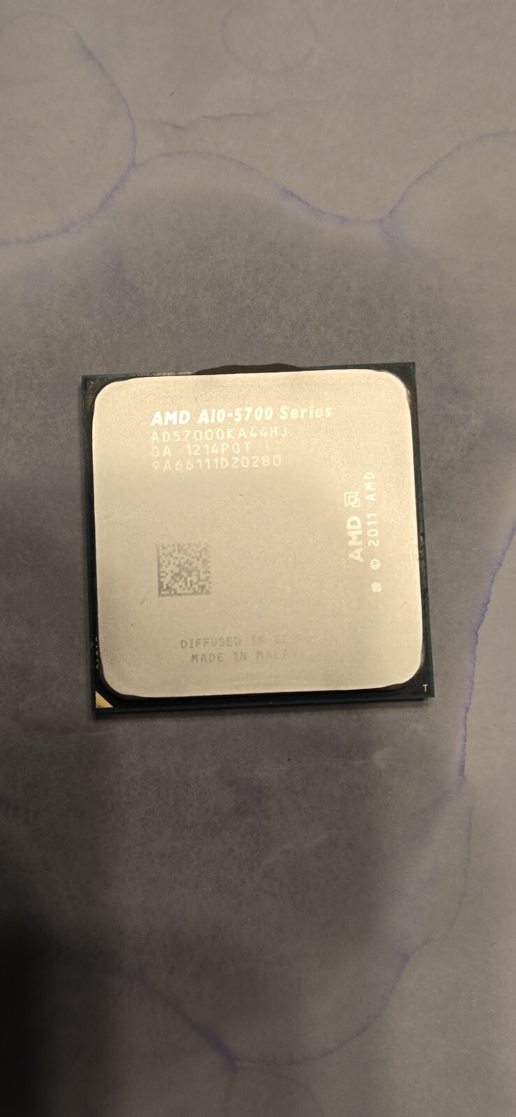 AMD A10-5700 3.4 GHz Quad Core APU With Radeon HD7660D Graphics Socket FM2 65W