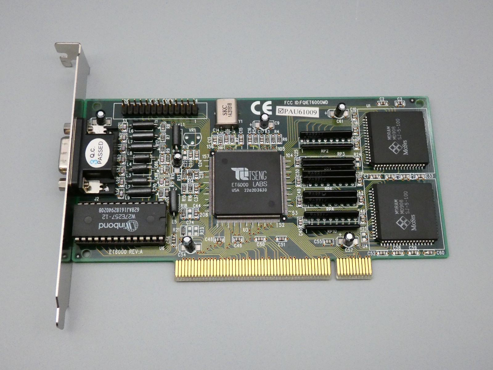 Tseng Labs ET6000 2MB VGA Card – PCI Slot