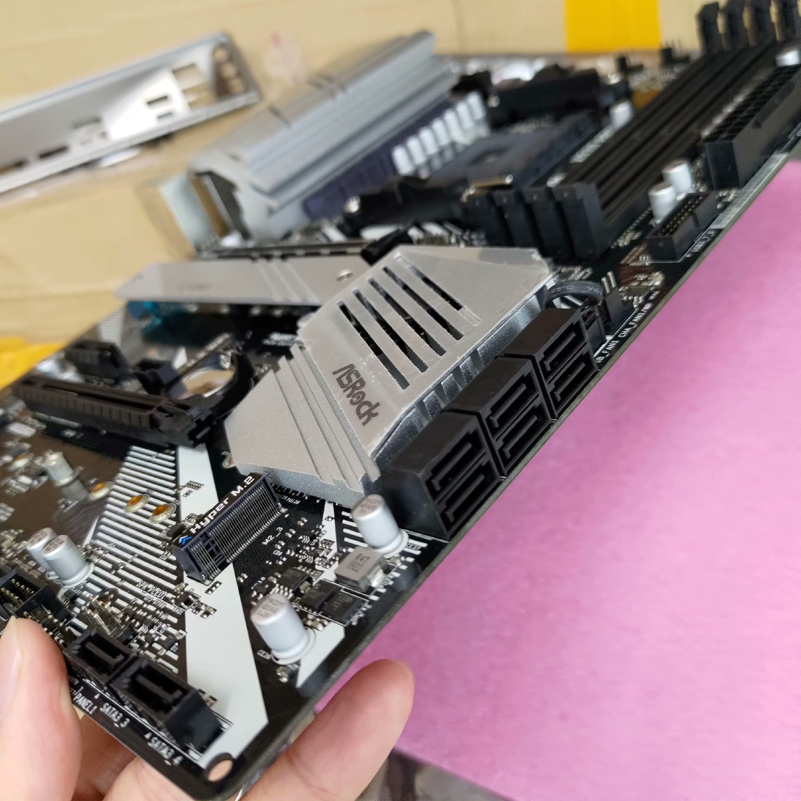 FOR ASROCK X570 Pro4 DDR4*4 AMD AM4 128GB HDMI DisplayPort Motherboard Test OK