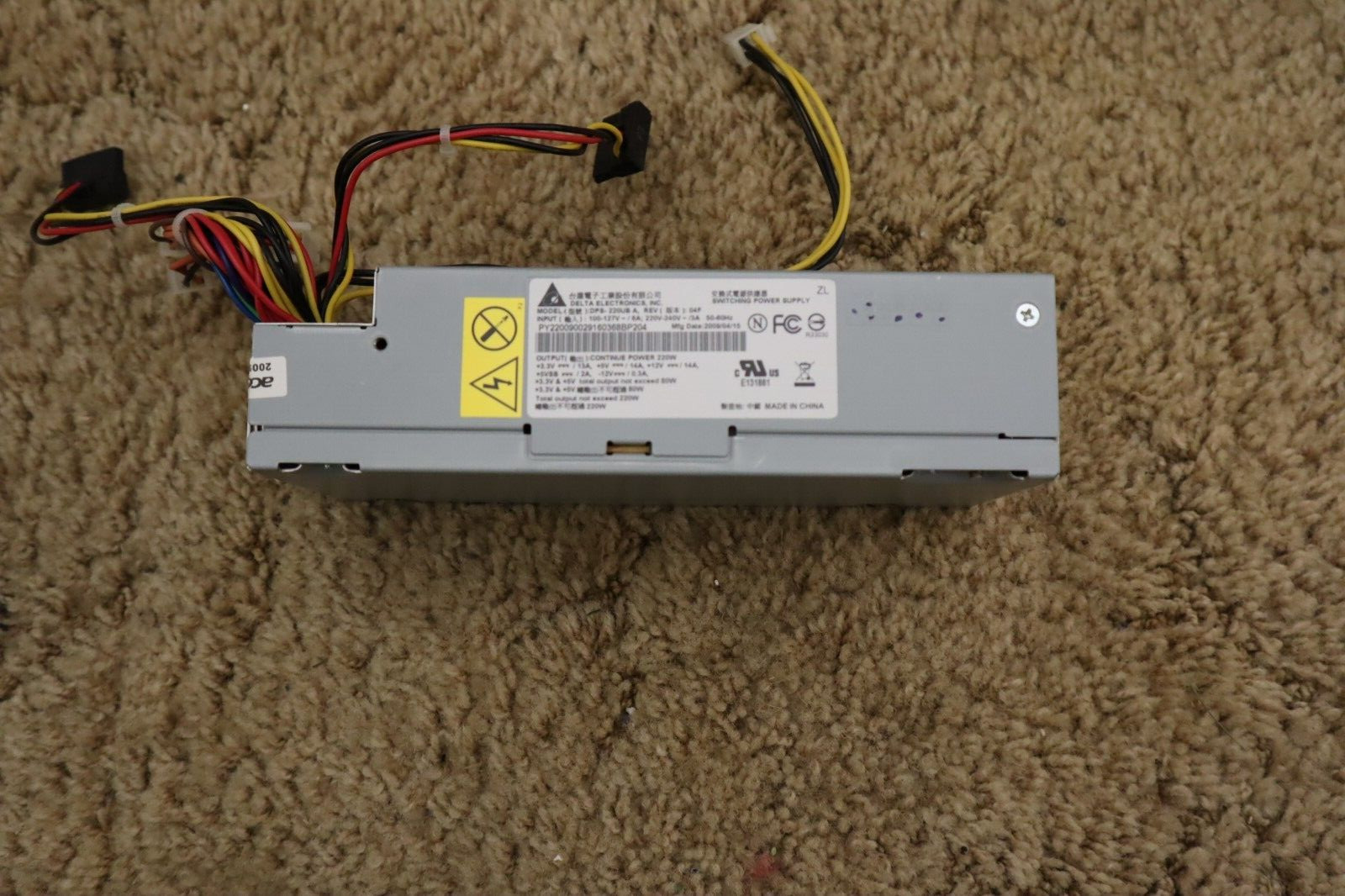 Delta Electronics 220W Switching Power Supply DPS-220UB A