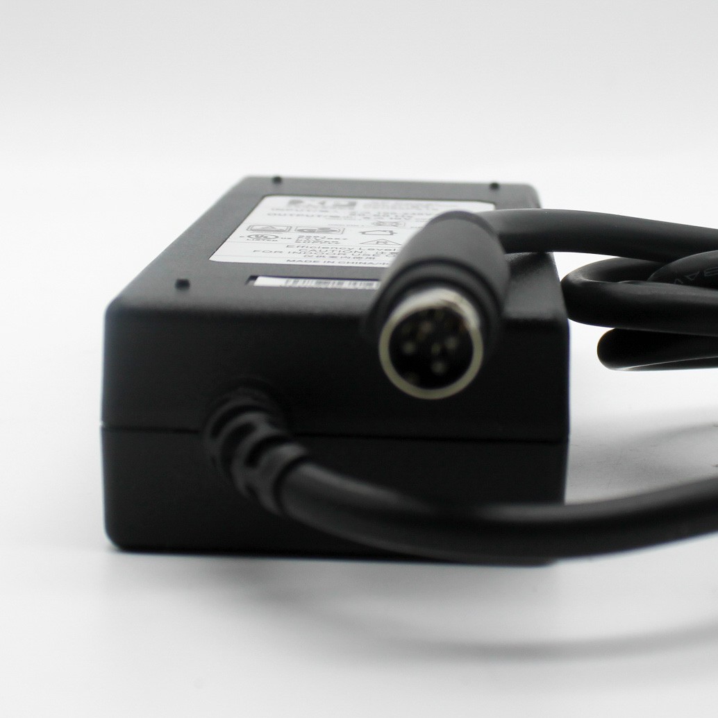 XP Power VEH90PS19 AC-DC Desktop Mount Enclosed 90W 19V 4.74A Power Supply