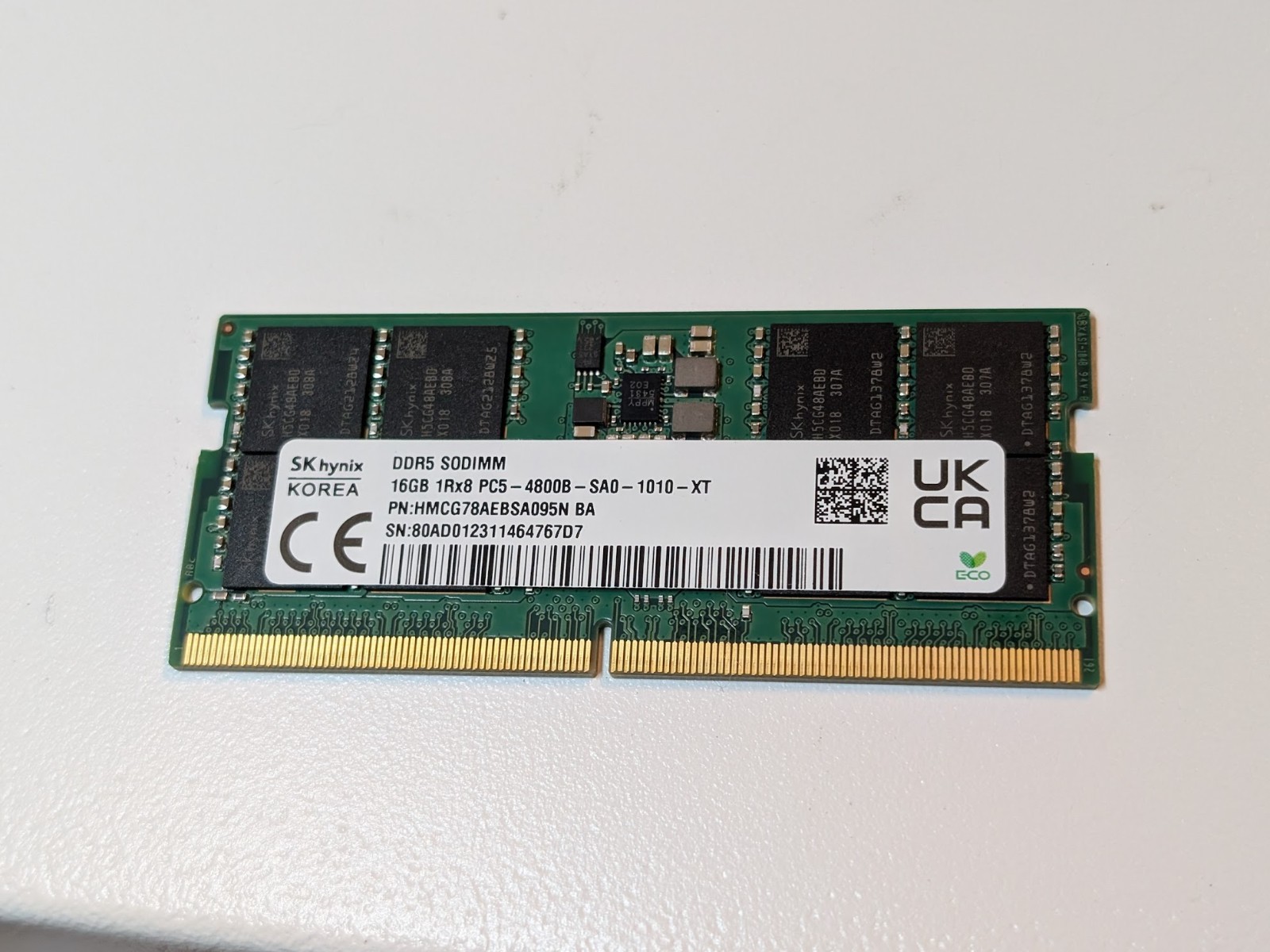 SK hynix 16GB 1x16GB DDR5 4800 CL40 SO-DIMM Laptop Memory HMCG78AEBSA095N