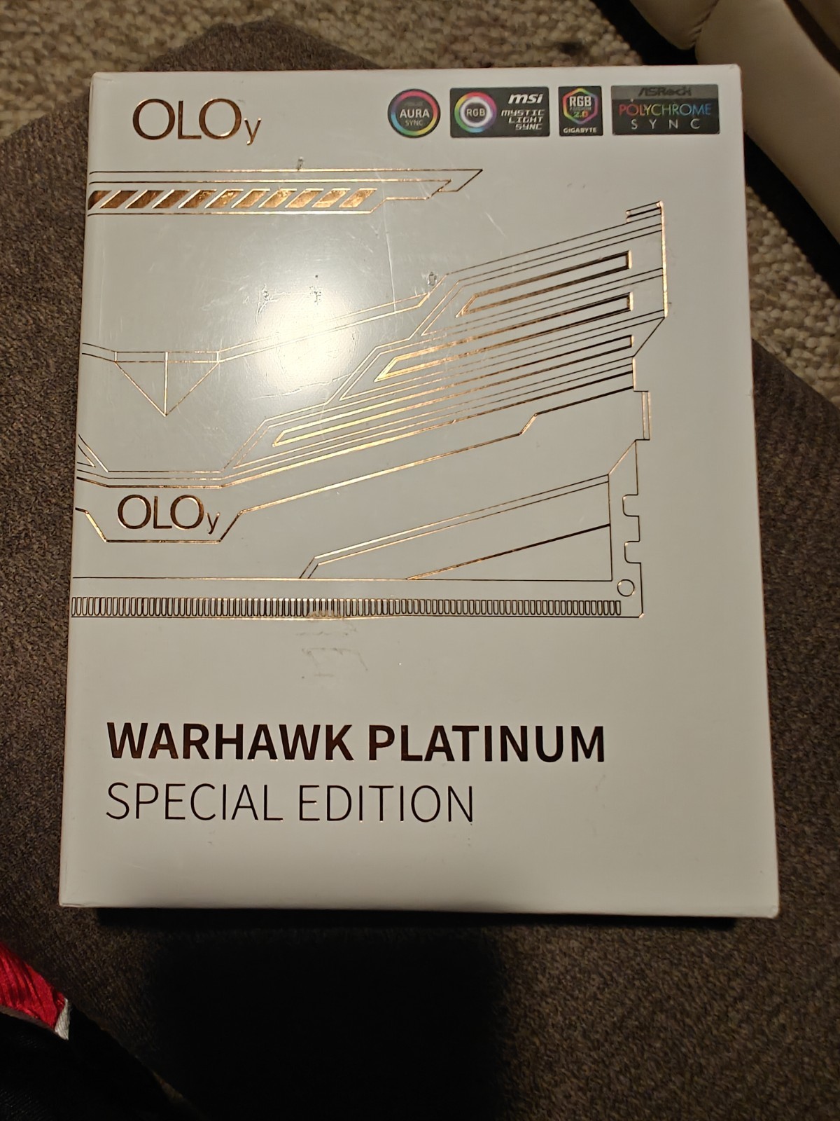 OLOY Warhawk Platinum Special Edition 16GB X 2 3200 MHz PC4 25600 CL16