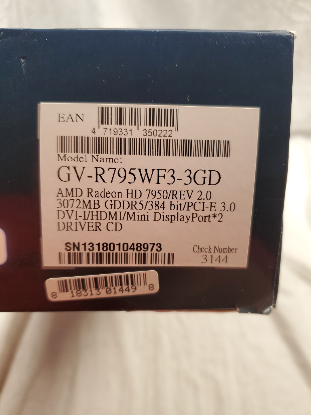 Gigabyte AMD Radeon HD 7950 (GV-R795WF3-3GD) 3GB GDDR5 SDRAM PCI Express Graphic