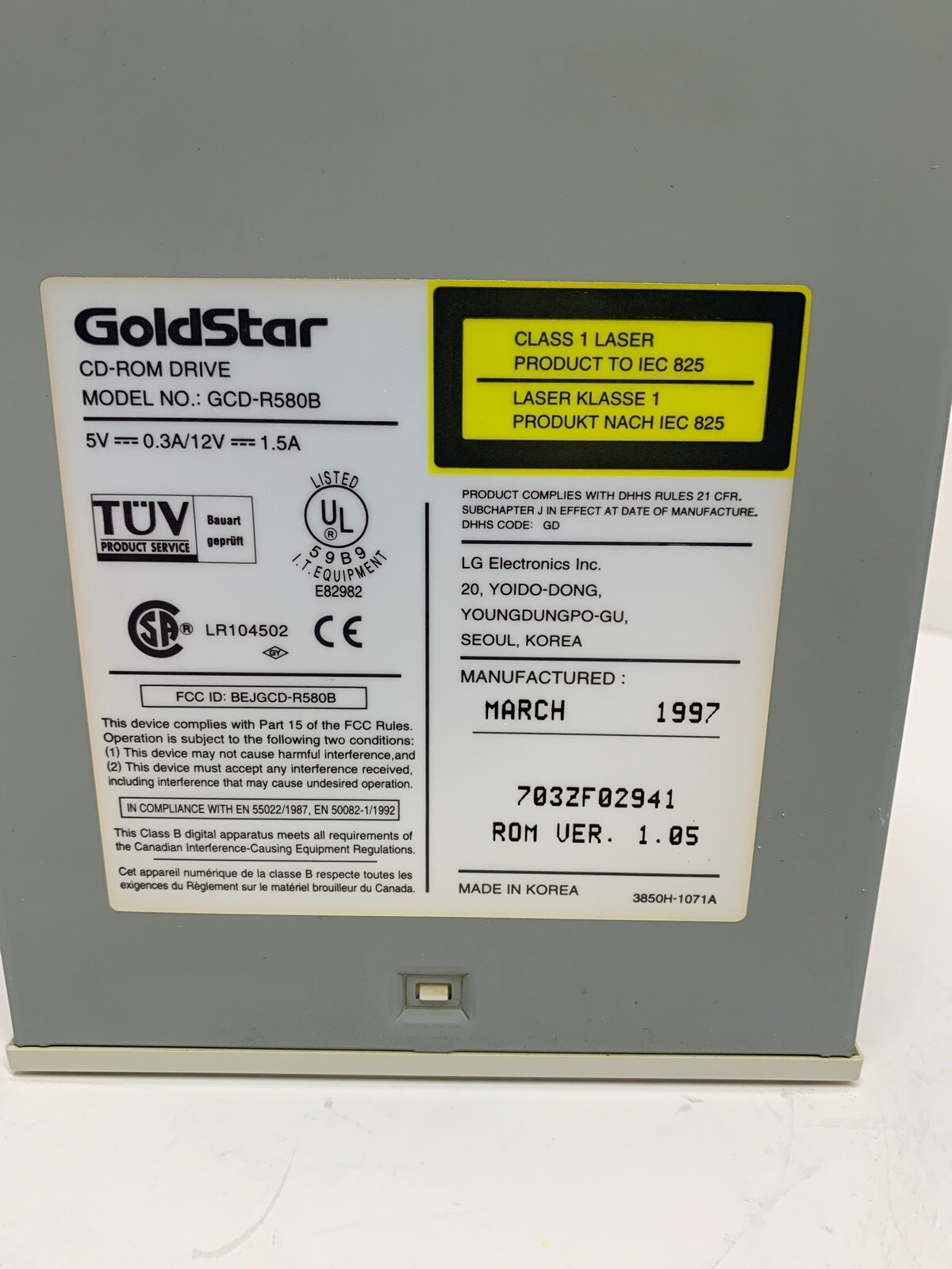 GoldStar LG Electronics GCD-R580B CD-ROM DRIVE 8x