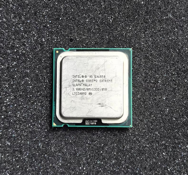 Intel Core Extreme QX6850 3GHz 8MB LGA775 Desktop CPU