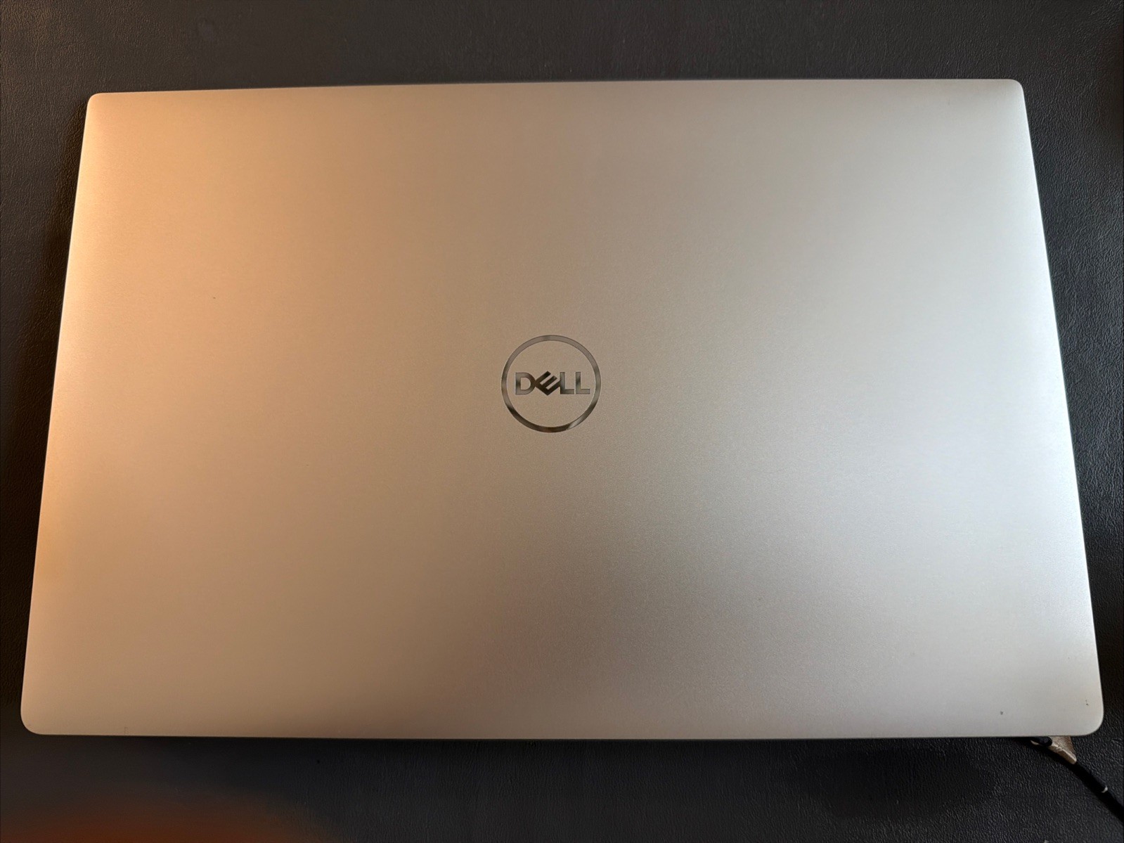 Dell XPS 7590 UHD 4K OLED LCD Light Sliver 7FG50 46KG6 Scb26