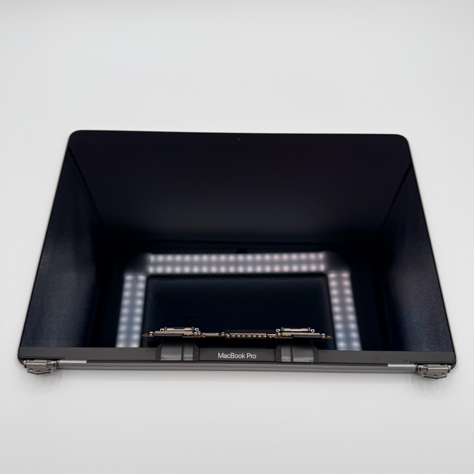 OEM Genuine Apple Macbook Pro 13″ A2338 M1 2020 LCD Display Assembly Gray -Bezel