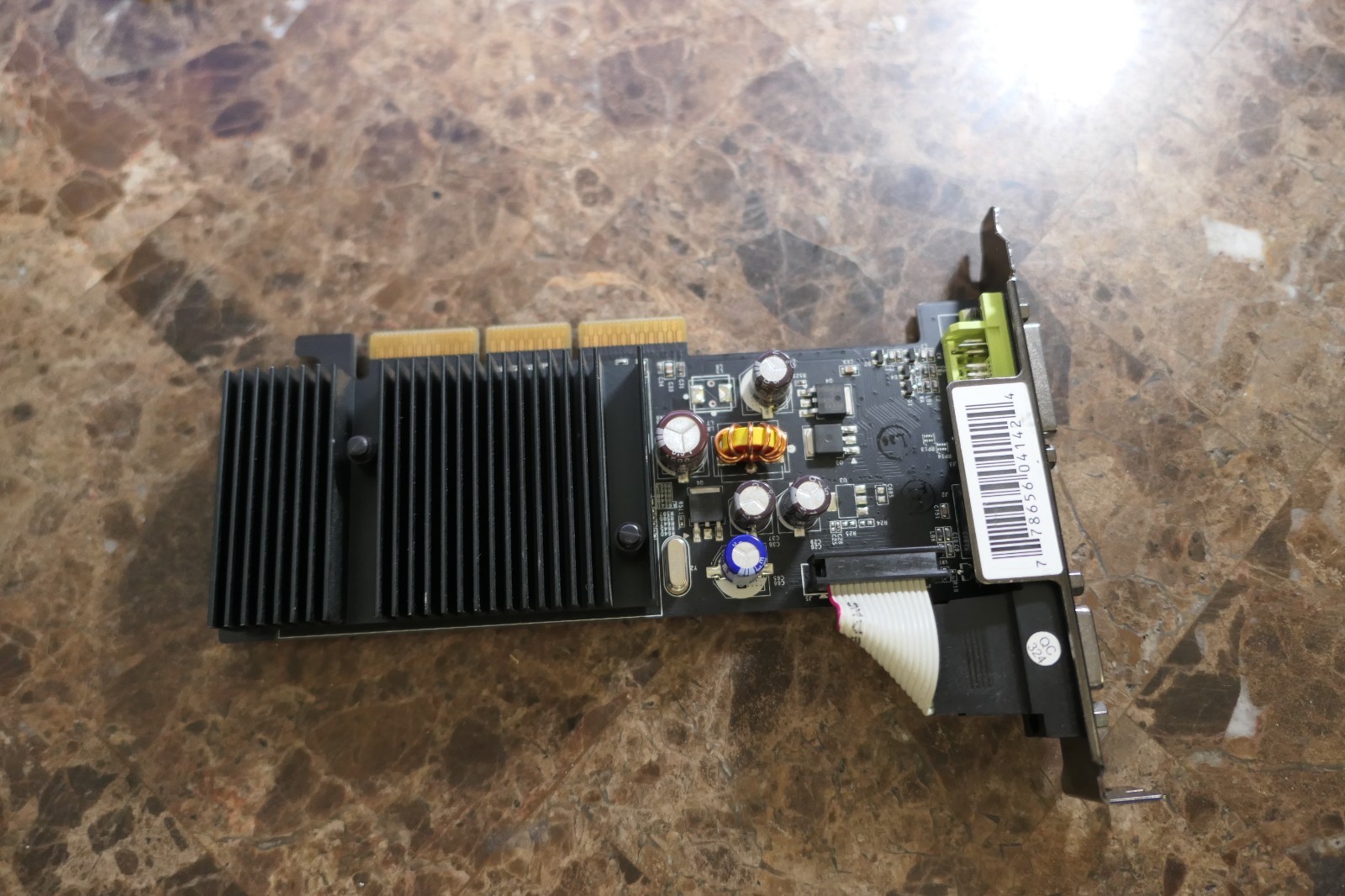 XFX NVIDIA PV-T44A-WANG GeForce 6200 256MB DDR2 GPU Card AGP 8X DVI VGA S-Video