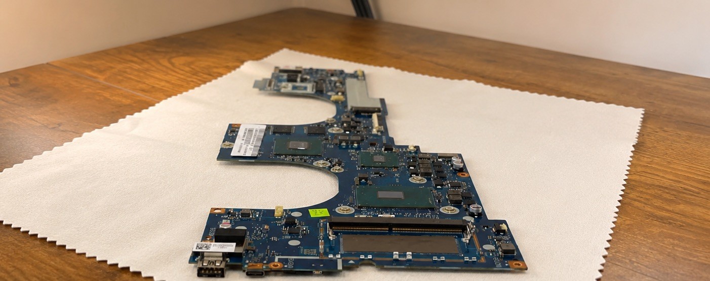 OEM Lenovo Yoga 720-15IKB Motherboard i7-7700HQ GTX 1050 5B20N67856 TESTED