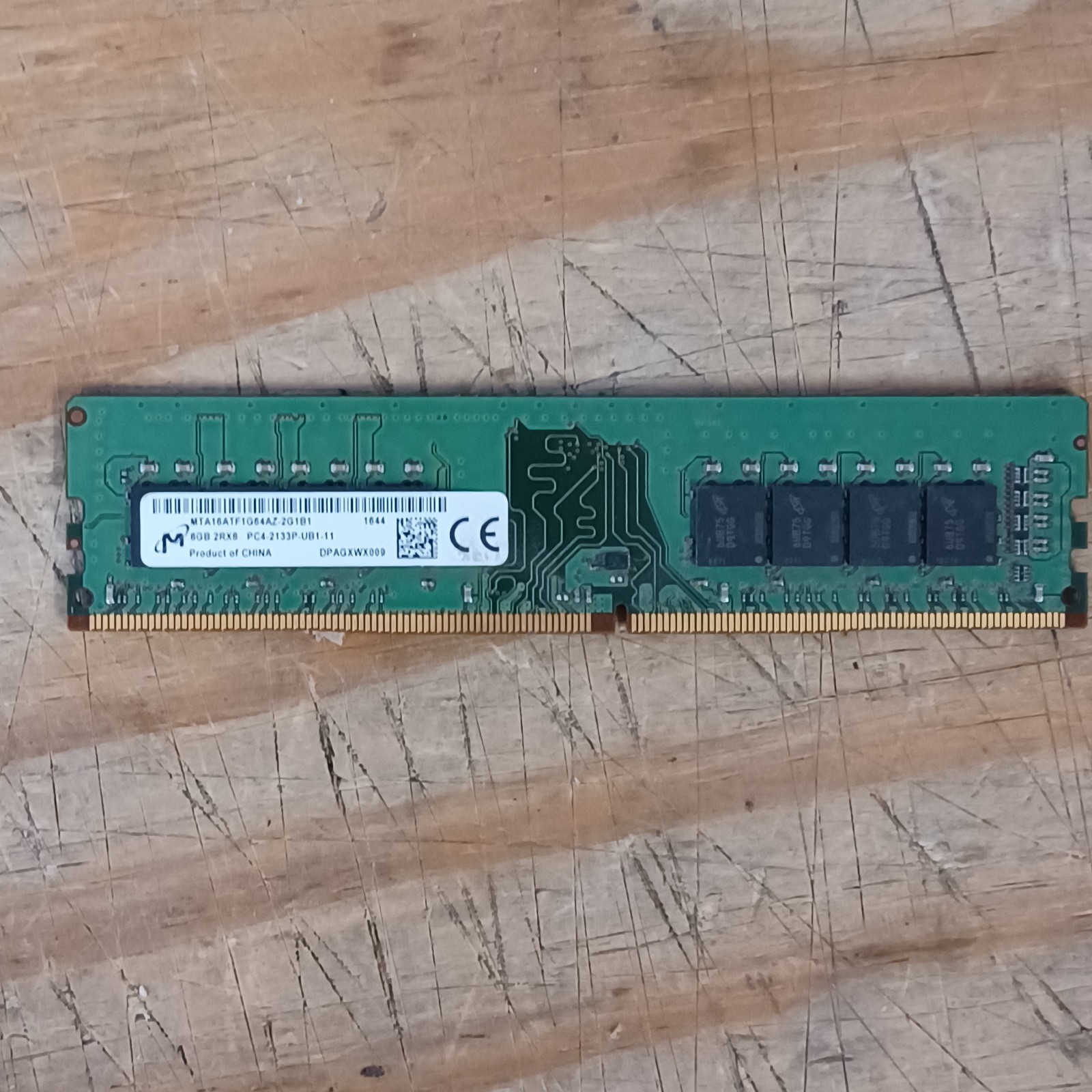 Micron 8GB DDR4 RAM PC4-2133P Desktop Memory DIMM MTA16ATF1G64AZ-2G1B1