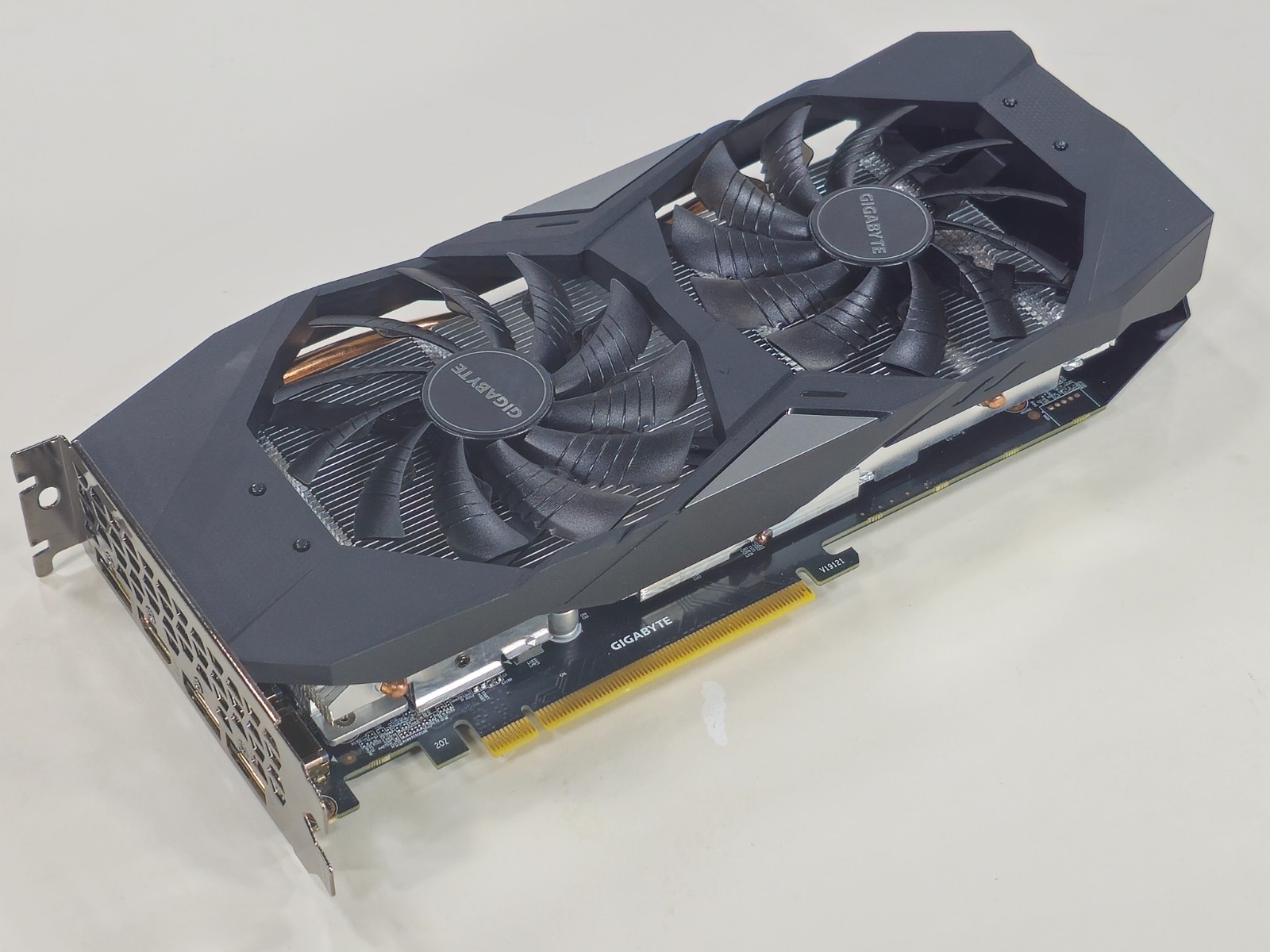 GIGABYTE GeForce RTX 2060 SUPER WINDFORCE 2 OC 8GB 8G 256-bit GDDR6 PCI-E 3.0