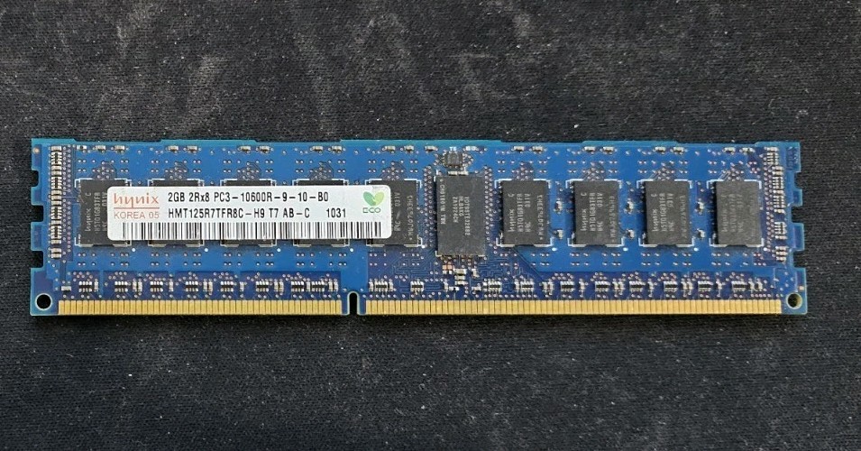 Hynix 2GB DDR3-1333 RDIMM 2Rx8 PC3-10600R-9-10-B0 REG ECC HMT125R7BFR8C-H9