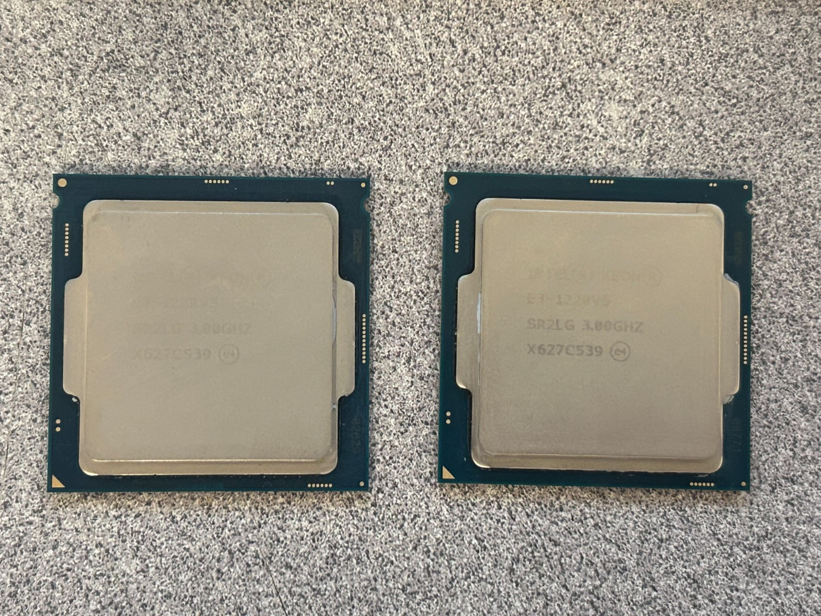 Lot of 2 Intel Xeon 3.0 GHz E3-1220V5 Quad Core Desktop CPUs SR2LG Quick Ship