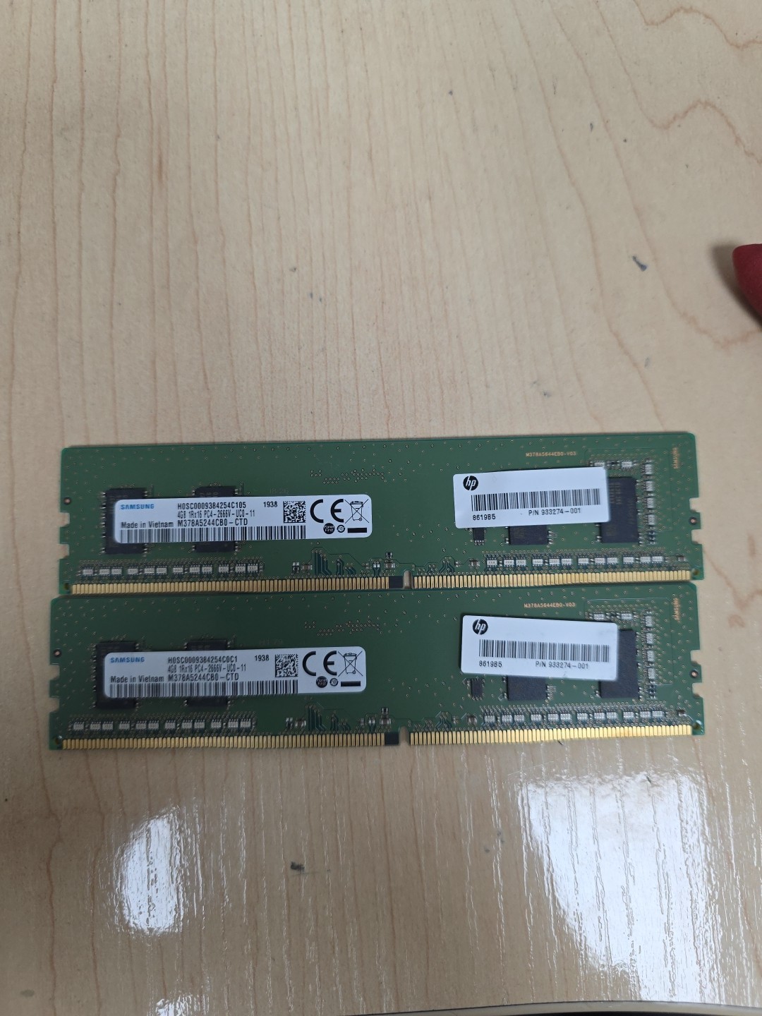 QTY 2 Samsung 4GB M337A5244CB0-CTD PC4-2666V-UC0-11 DDR4-2666 8gb Total