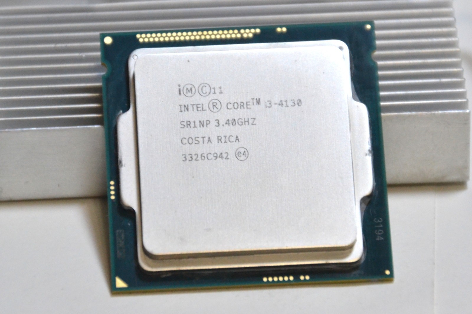 Intel Core i3-4130 3.4GHz Dual-Core Socket LGA1150 Desktop CPU Processor SR1NP