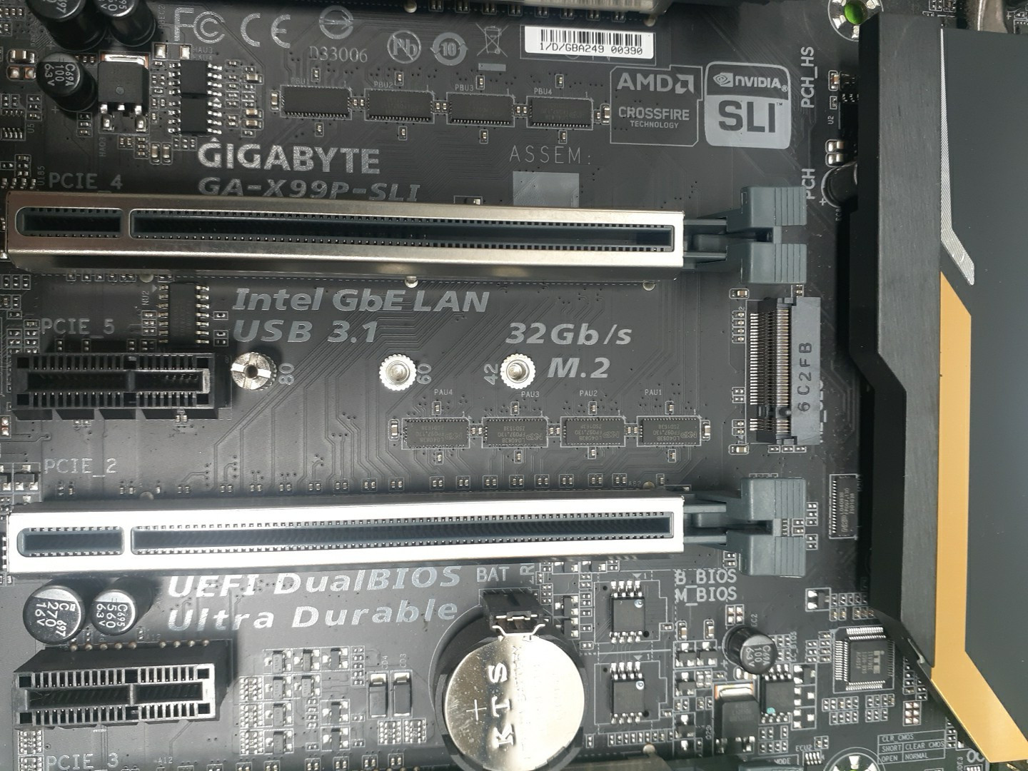 Gigabyte GA-X99P-SLI LGA2011-3 X99 ATX DDR4 w i7-6800K I/O plate NO Ram