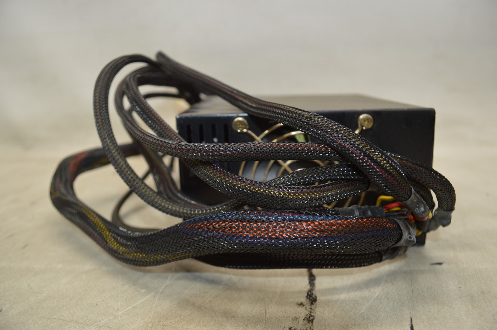 Thermaltake 430W XP550 NP Power Supply
