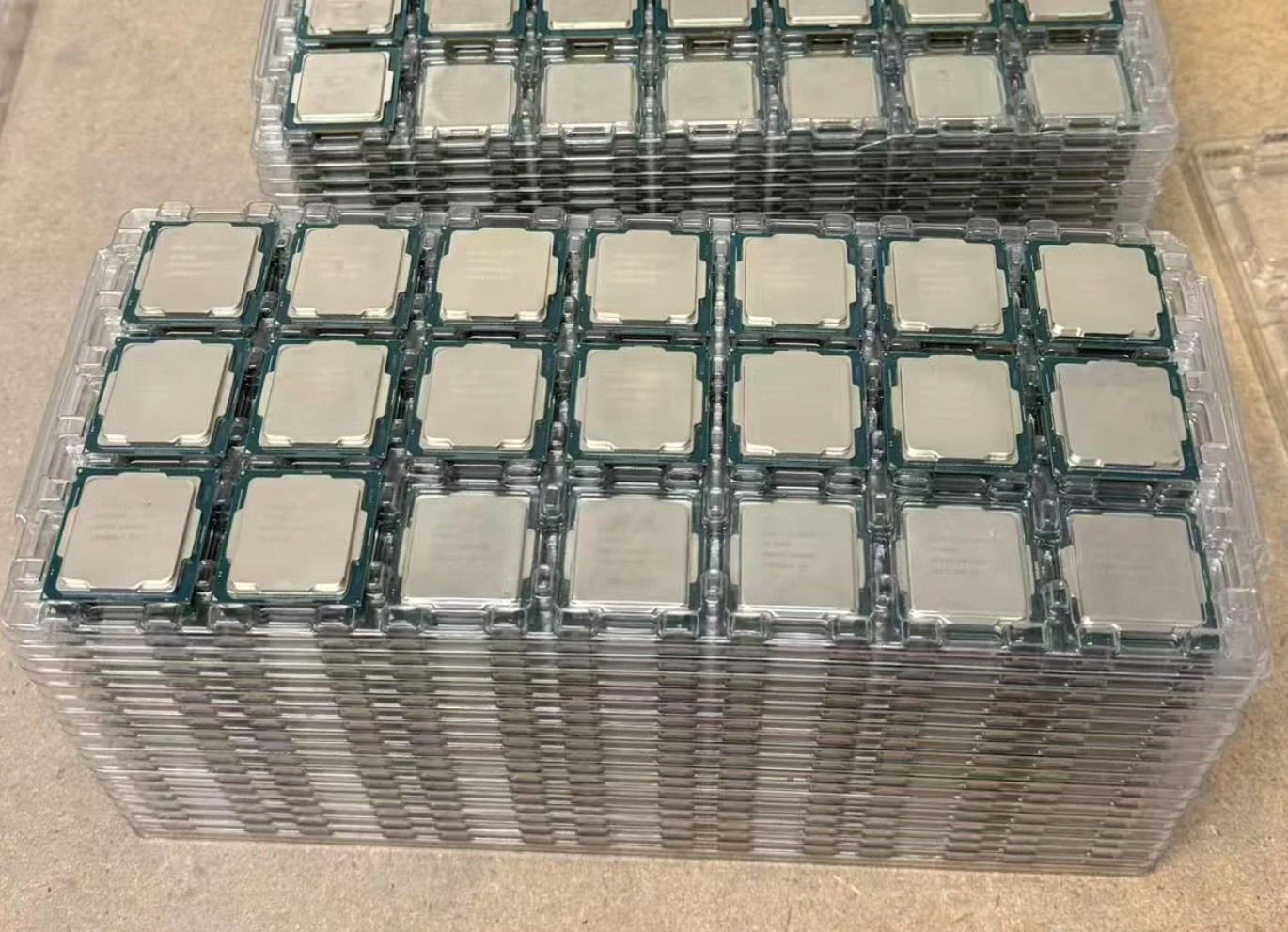 Lot of 100 – Intel Core i3-6100T CPU 3.20GHz LGA-1151 Desktop Processor SR2HE