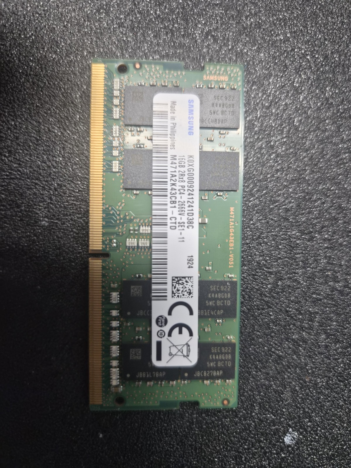 Samsung 16GB PC4-21300 DDR4-2666MHz 260-Pin SoDimm Memory RAM M471A2K43CB1-CTD