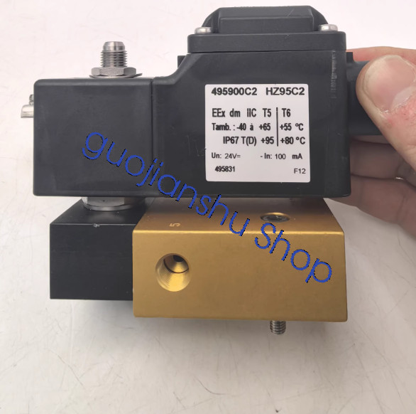1PCS NEW Parker 495900C2 HZ95C2 Solenoid valve Fast delivery Via Fedex/DHL