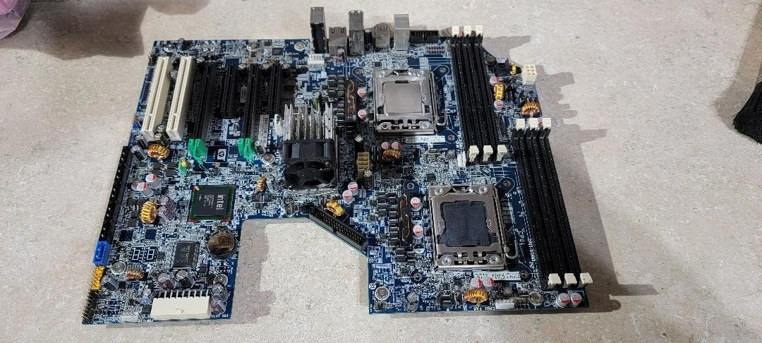 Z600 Workstation Socket LGA 1366 Motherboard/CPU 591184-001 460840-003 READ READ