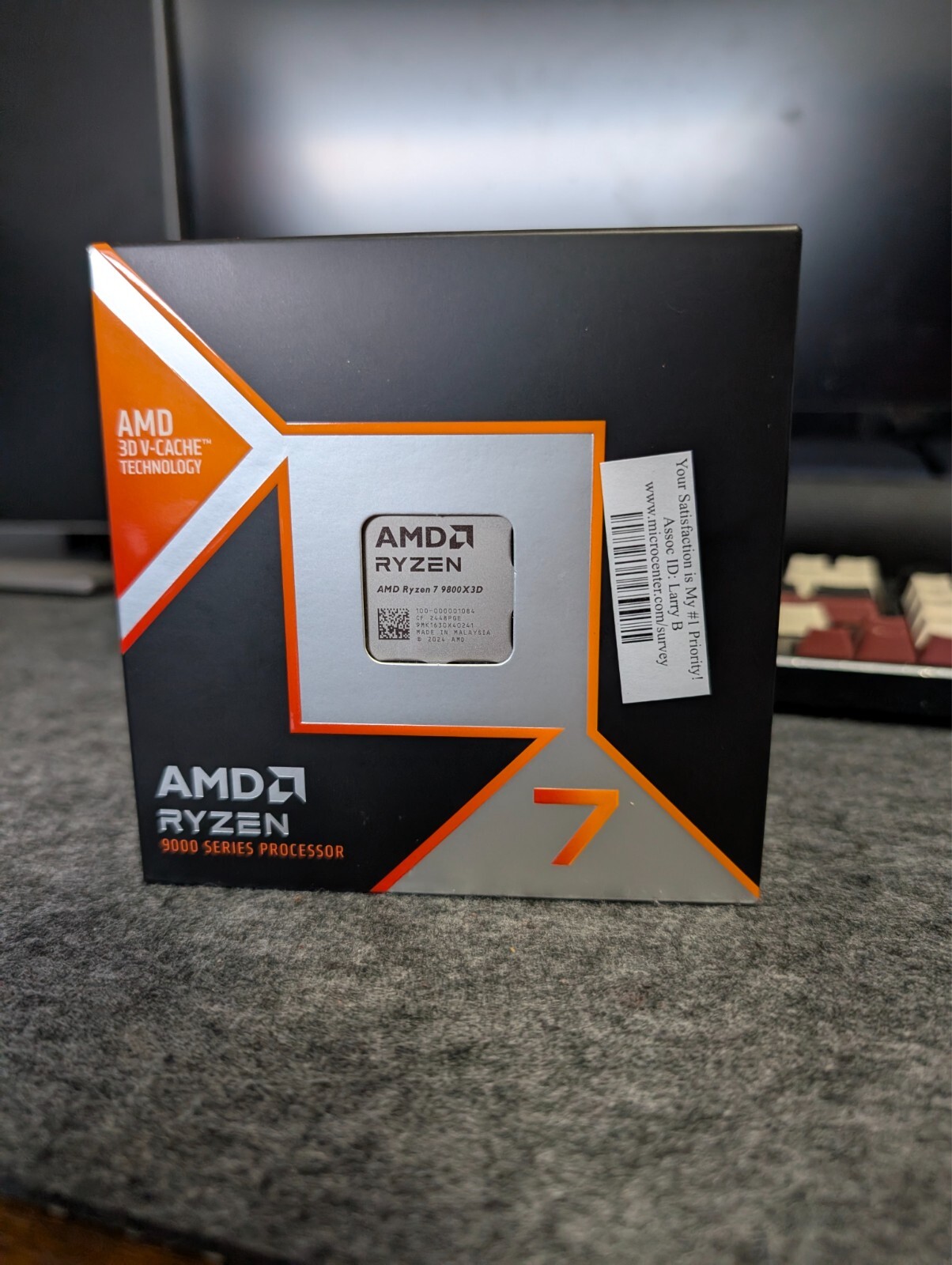 AMD RYZEN 7 9800X3D 8-Core, 16-Thread Desktop Processor