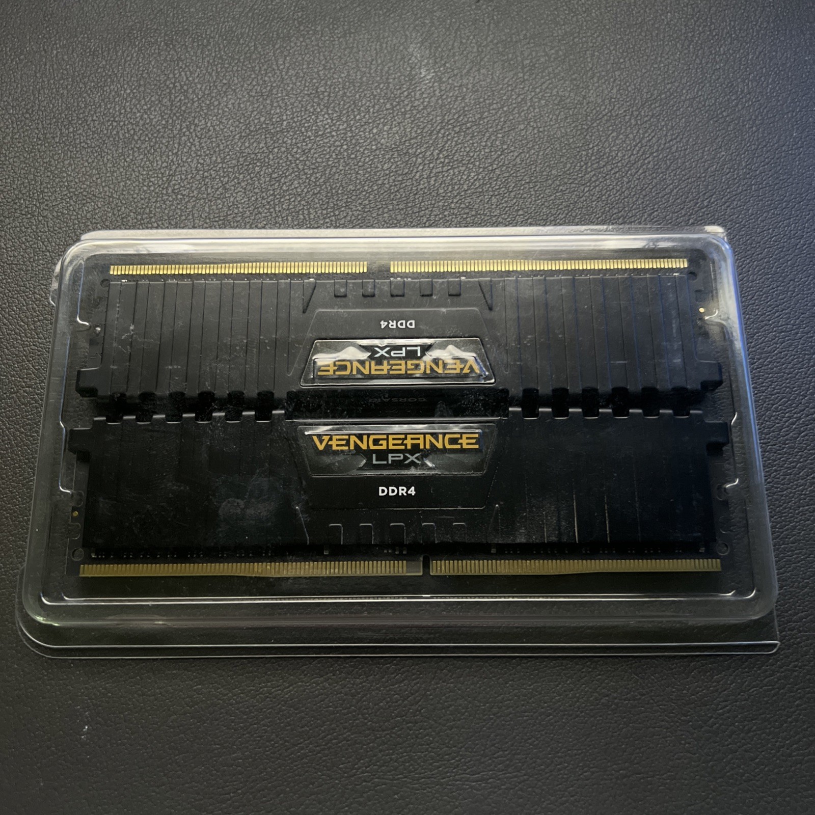 Corsair Vengeance LPX 32GB (2x16GB) RAM DDR4 3200MHz CMK32GX4M2E3200C16