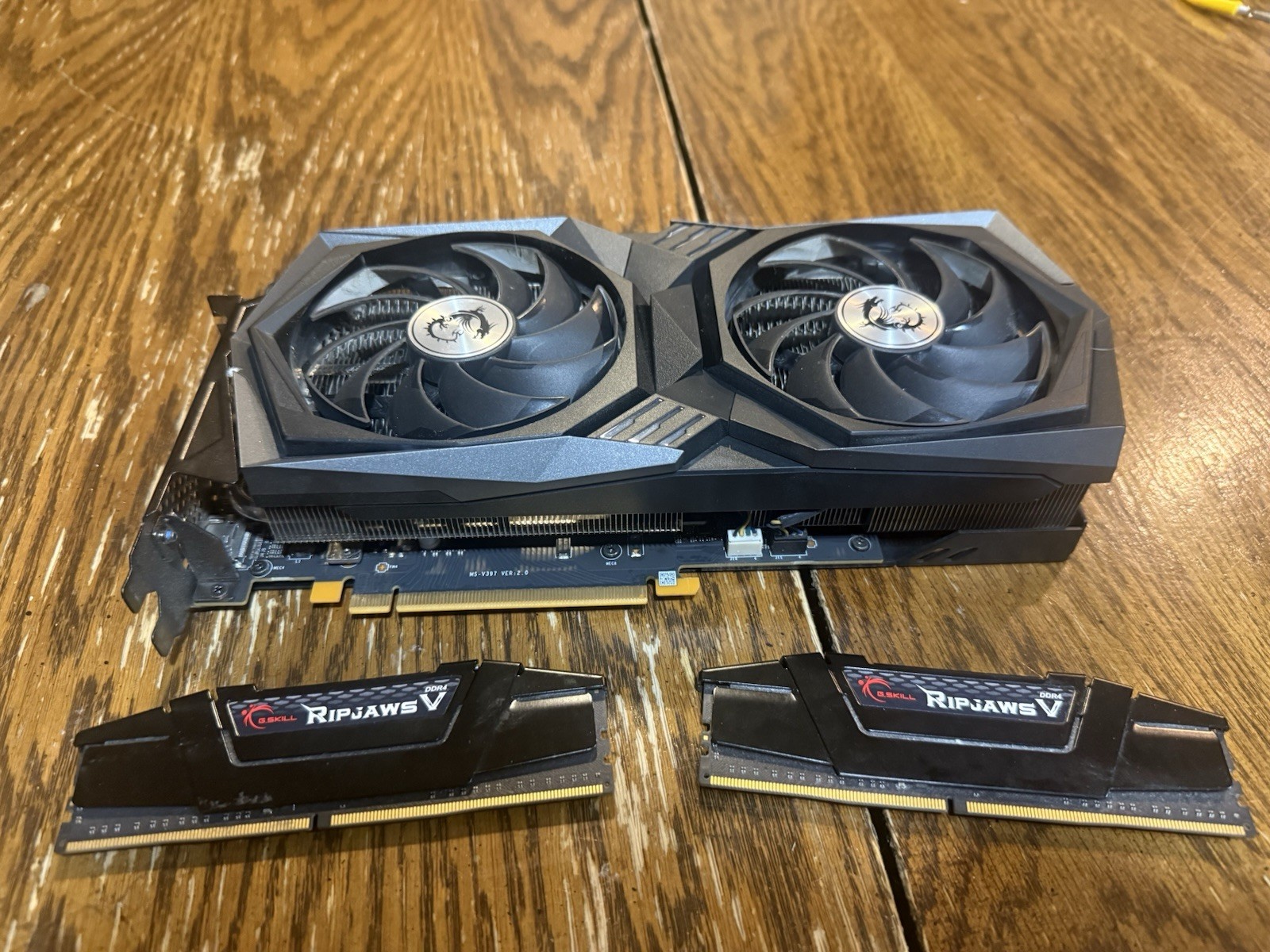 MSI Gaming GeForce RTX 3060 Ti LHR 8GB GDRR6 256-Bit with ram bundle ￼