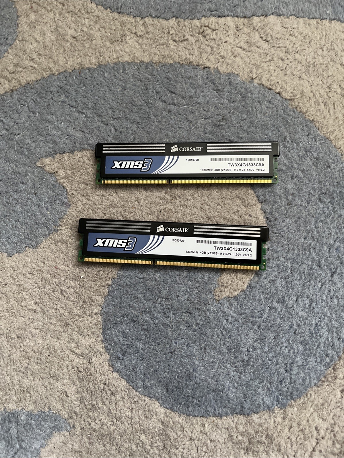 Corsair XMS 8GB Kit 2x4GB DDR3-1333MHZ Dimm Xms3 NOT TESTED