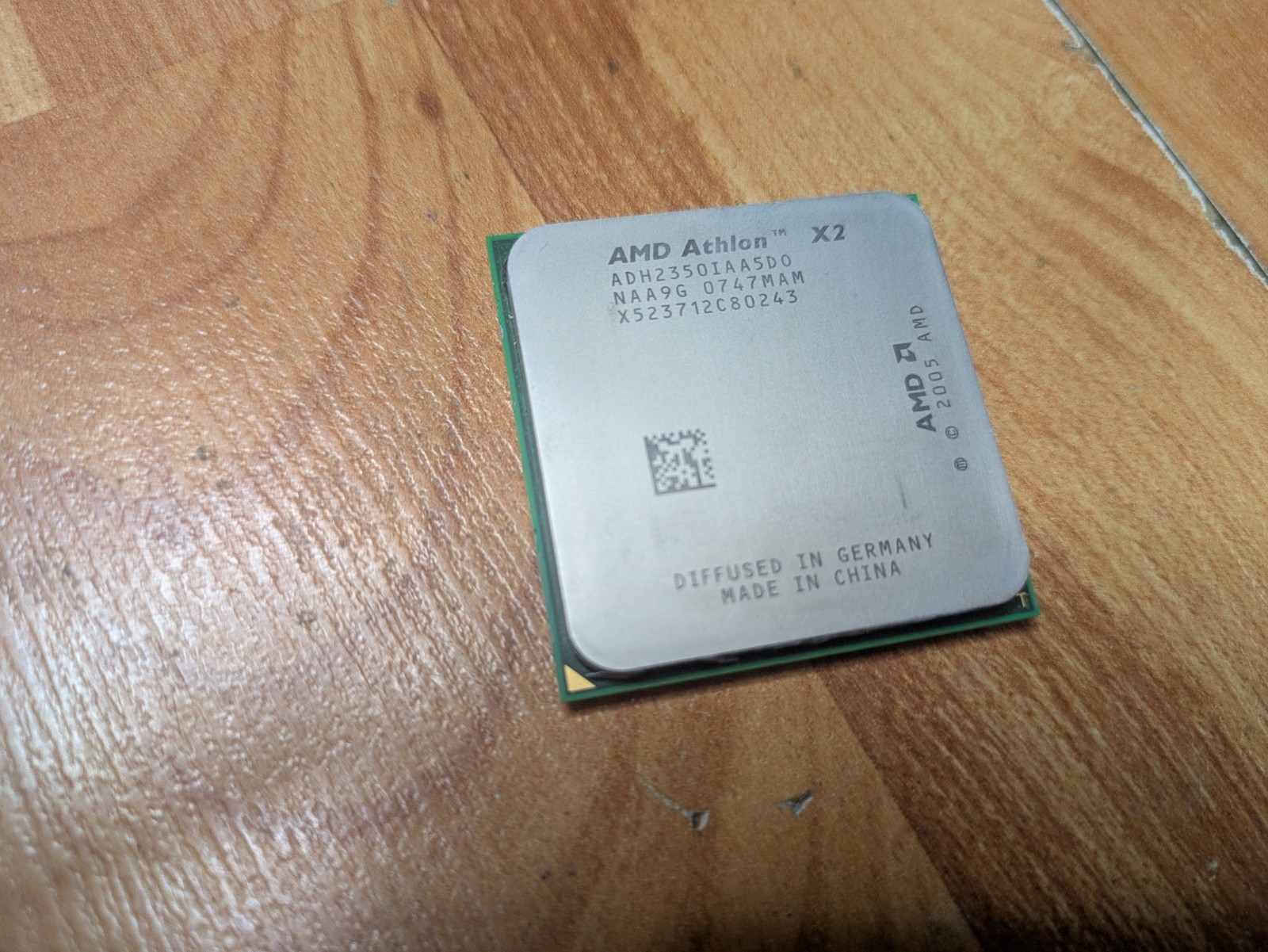 AMD Athlon X2 BE-2350 Energy Efficient 2.1 GHz Dual-Core(ADH2350IAA5DO)Processor