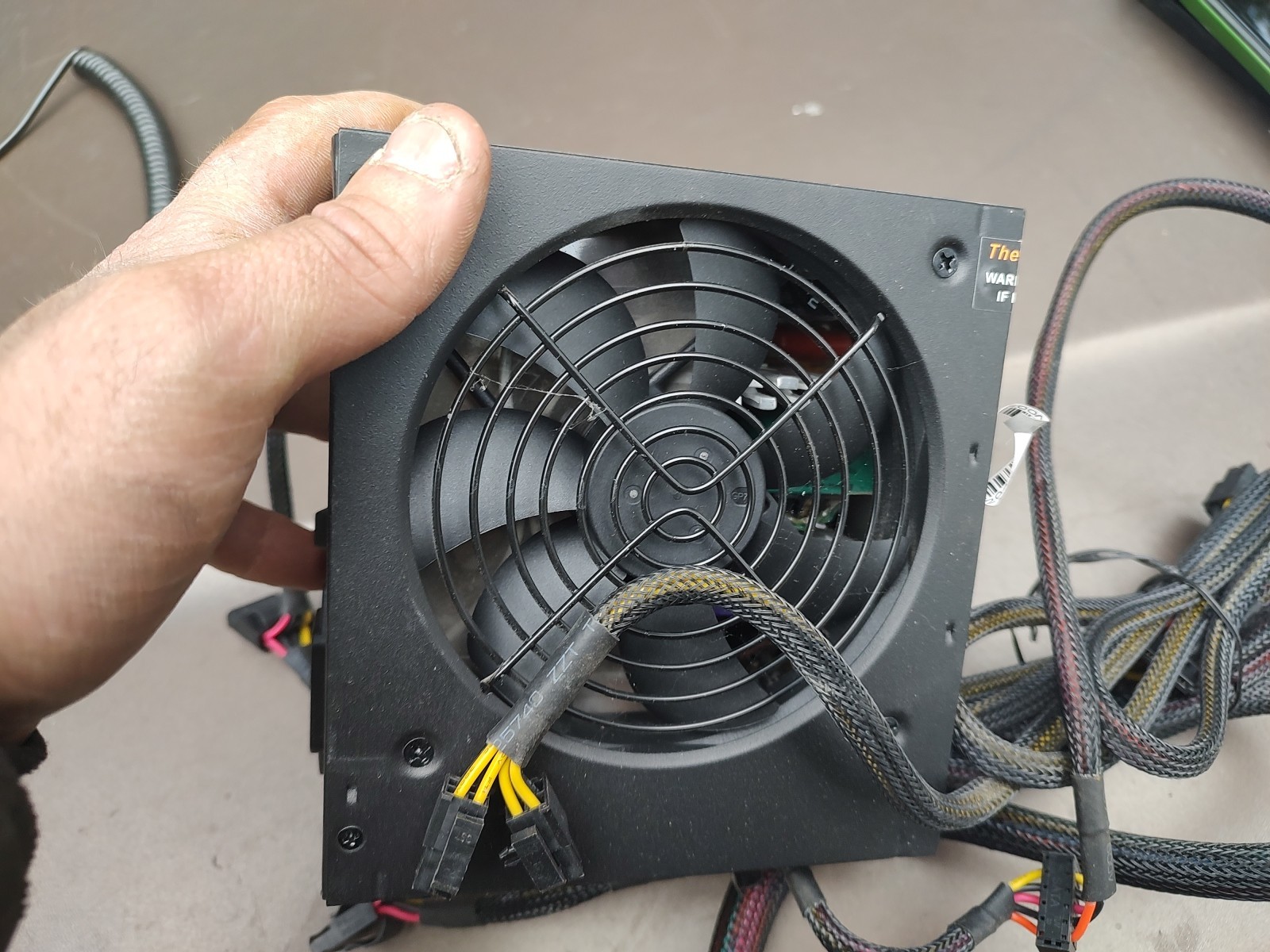 Thermaltake Tr2 430w Atx Power Supply