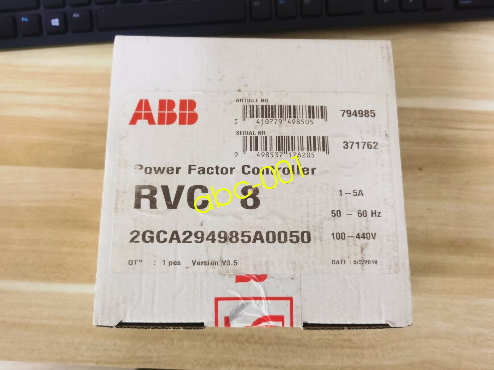 1PCS New ABB RVC-8 RVC8-1/5A Power Factor Controller In Box Brand