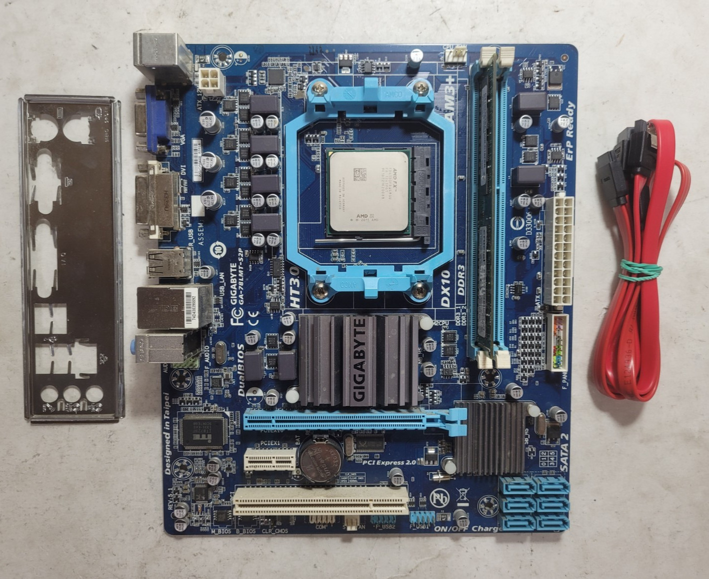 GIGABYTE GA-78LMT Motherboard w/AMD FX-4130@2.80GHz, 8GB RAM, IO Shield #0591